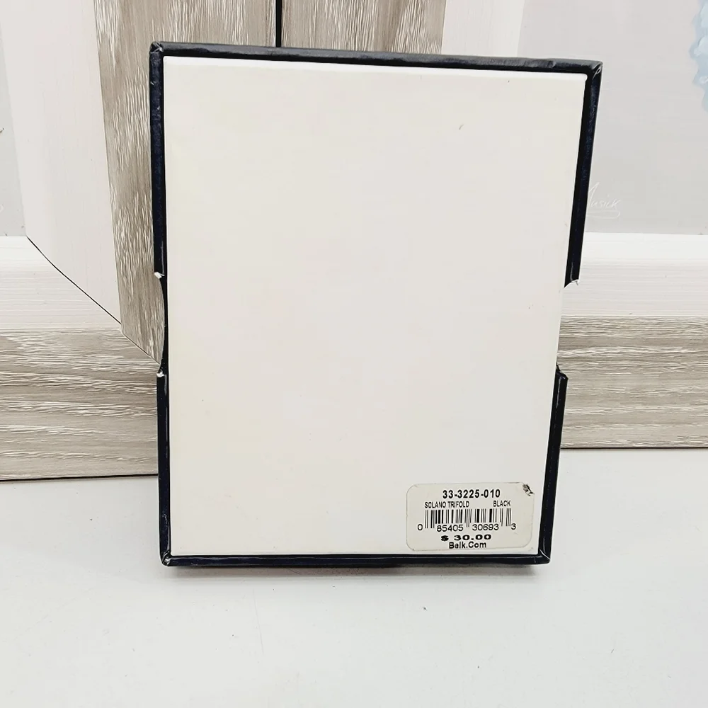 Saddlebred Tri Fold Leather‎ Wallet - NWT